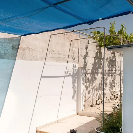 The Sea Small House